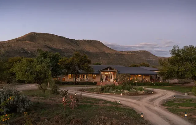 Samara-Karoo-Lodge-arrival-Maike-McNeill copy