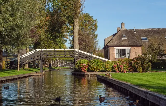 idyllic-town-of-giethoorn-netherlands-featuring-2025-02-11-21-22-48-utc copy