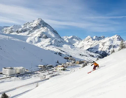 Explore the best of both worlds in Innsbruck this winter