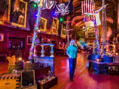 Bamburgh Castle Unveils Theatrical Christmas Transformation