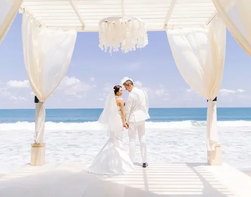 Bali Beachfront Weddings at the Seminyak Beach Resort & Spa