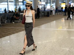 3 Yoga Jeans Looks for Comfortable Holiday Travel