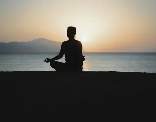 Experience Tranquility with Silent Retreats for Inner Peace