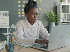 Pursuing Psychology Studies While Living a Nomadic Life