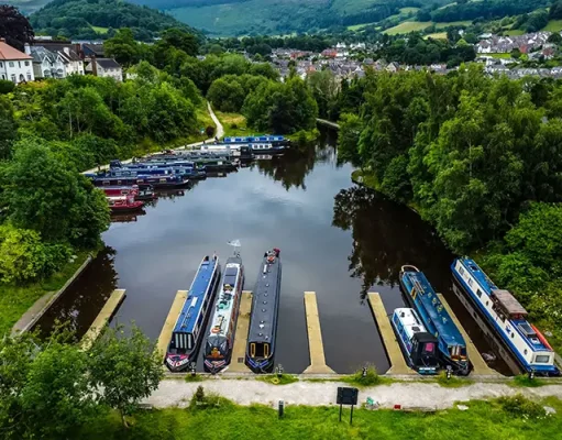 Top 8 Easter Canal Boat Holidays