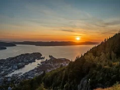 Nordic Nature & Urban Charm: The Best of Scandinavia’s Outdoors and City Life