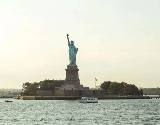 How to Read NYC Tour Terms in Advance