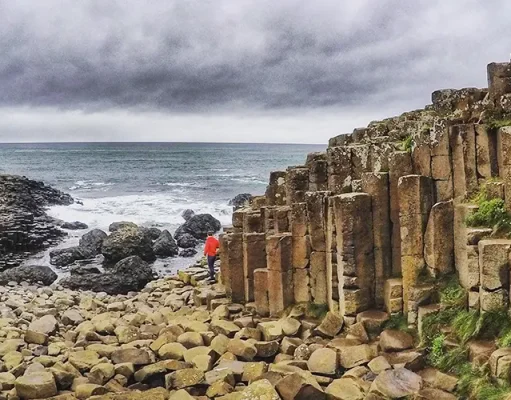 Ireland Hiking Trips 2026: Connemara, Sheep’s Head, Wicklow & Giant’s Causeway