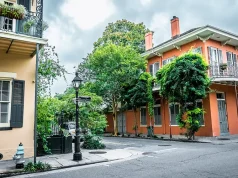 Ghost Tours Blend History, Folklore, and Architecture Into Living Storytelling Experiences