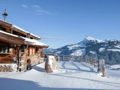 How Short Daylight Hours Shape Winter Travel Schedules