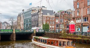 Five reasons to book your next event on the water with Flagship Amsterdam