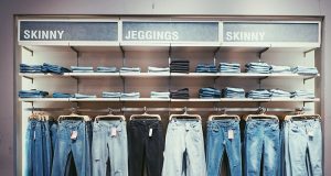 Curvy-Fit Jeans That Flatter Hourglass Figures: Style Meets Comfort