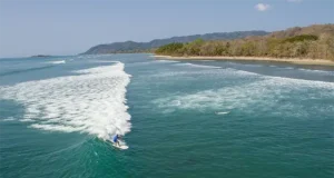 Beyond the Surf: How Luxury Villas in Costa Rica Elevate the Ultimate Ocean Adventure