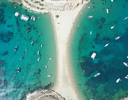 Why a private yacht Aruba experience is the ultimate luxury on the island