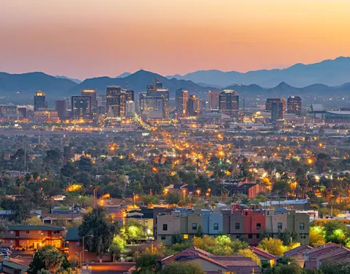 Moving to Phoenix: How to Choose the Right Neighborhood (and Survive Your First Summer)