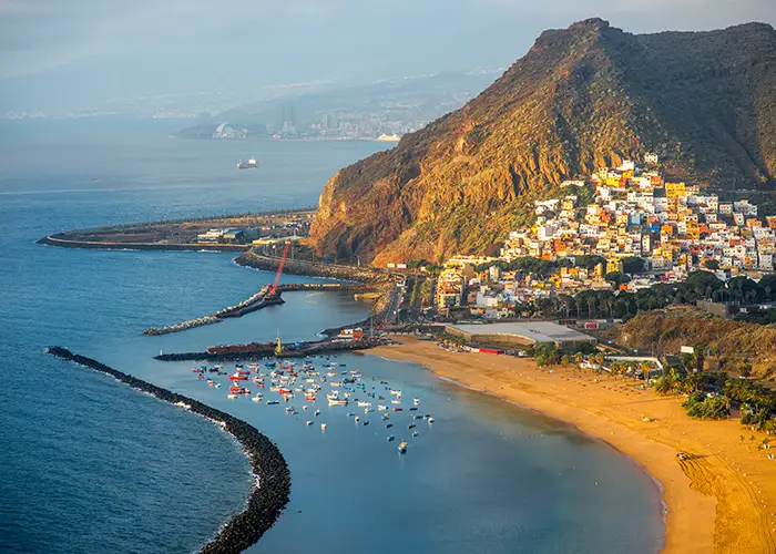 Best Time to Visit Canary Islands: Weather, Seasons, Festivals