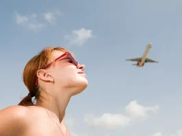 How to Refresh Your Skin After a Long Flight