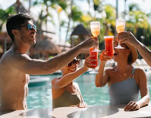 Savor the Spirit of Mexico: Vibrant Summer Getaways