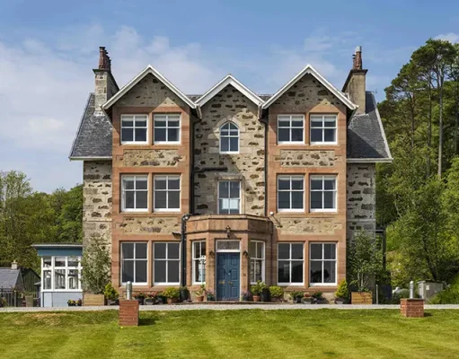 From Sea to Skye: Sonas Collection Debuts New Journeys Inspired by the Pursuit of Happiness in Western Scotland