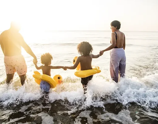 Why Airport Transportation Can Make or Break a Family Vacation?