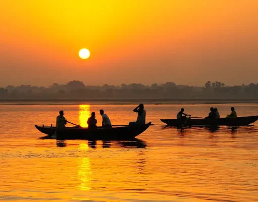 5 Destinations Worth a Long Escape