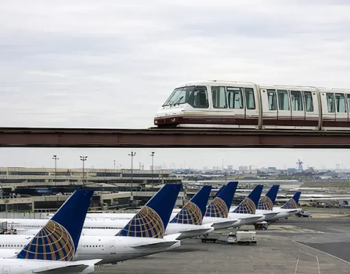 How to Get from Newark Airport to Manhattan: Ground Transportation Guide for 2026