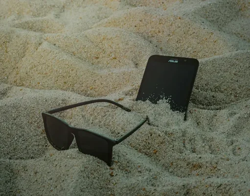 People say they want ‘unplugged’ travel, then track every step