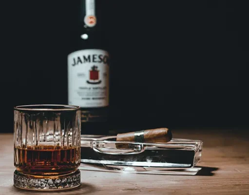 How to Pair Flavored Cigars With Drinks and Desserts