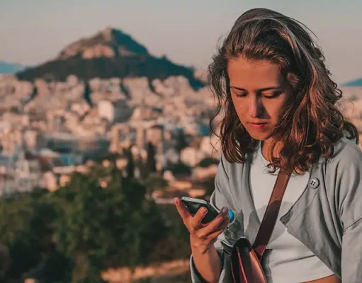 Why Travel eSIMs Are Becoming Every Modern Traveler’s Go-To Connectivity Solution