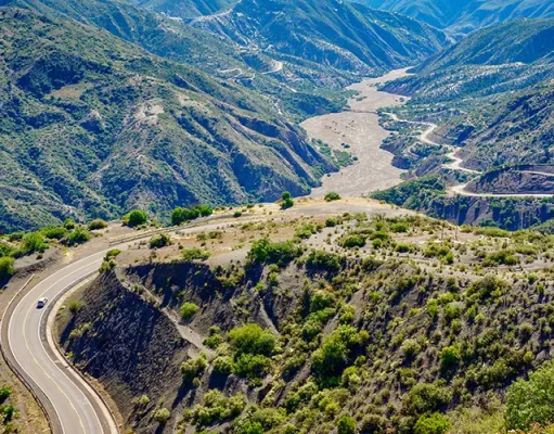 Safe Driving Tips for Exploring the Rocky Mountains From Denver