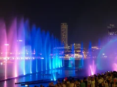 Why Aquatique Show is a powerful attraction for resorts, cruises and events?