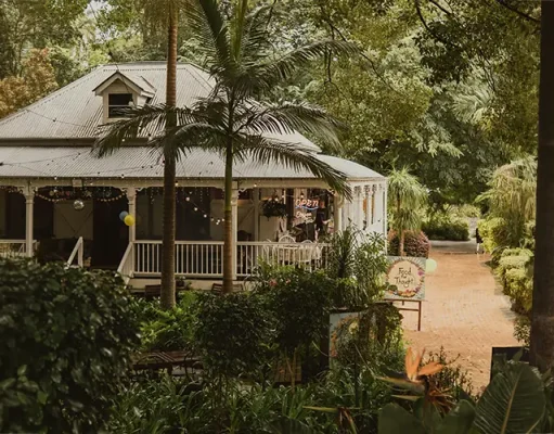 Running a Holiday Rental in Tropical North Queensland: Keeping Guests Happy and Reviews Glowing