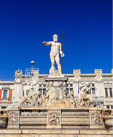 Government palace with Neptune fountain in Messina against blue sky enhanced with a circular polarizer