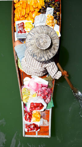 Damnoen Saduak Floating Market near Bangkok, Thailand